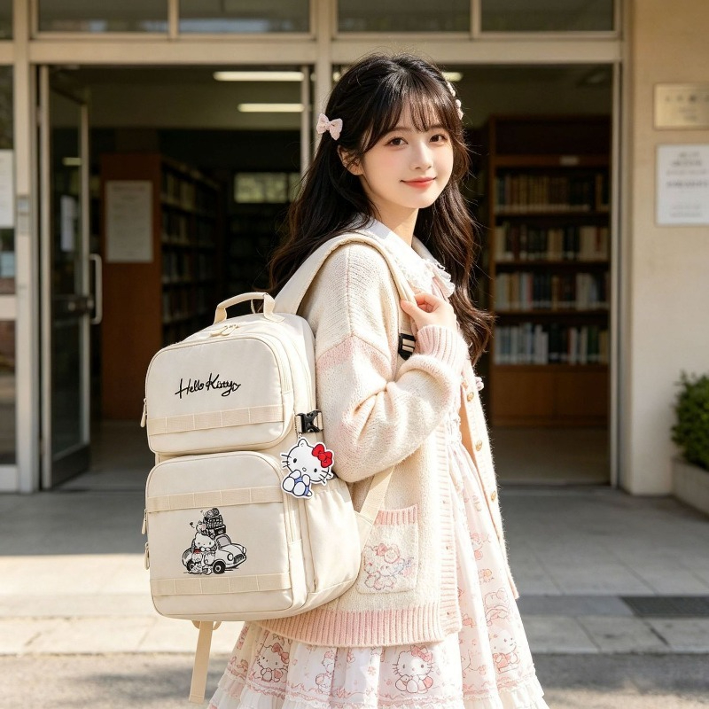 Hello Kitty Sırt Çantası, Geni - Embroidery Ai incelemesi ve fiyatı